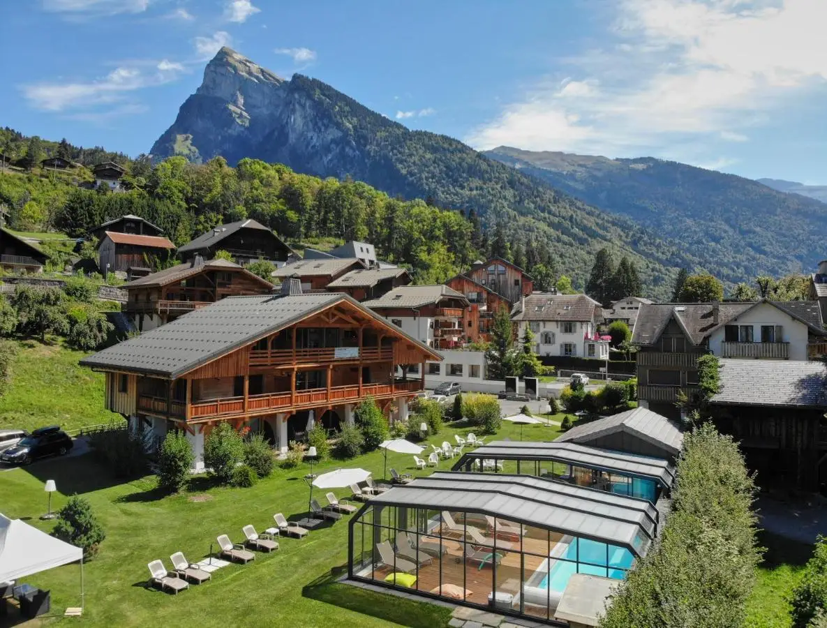Samoens hotel Logis Hotel Gai Soleil